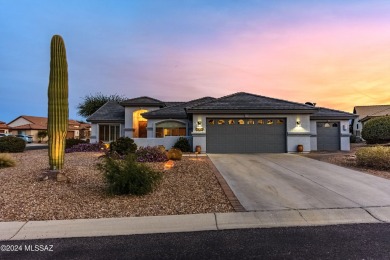 Beautifully updated & expanded Laredo w/a golf cart garage on Quail Creek Country Club  in Arizona - for sale on GolfHomes.com, golf home, golf lot