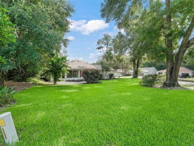 One or more photo(s) has been virtually staged.Nature lover's on Mira Mesa Executive Golf Course in Florida - for sale on GolfHomes.com, golf home, golf lot