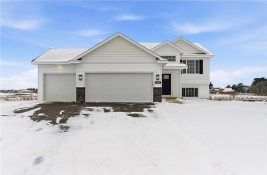 See Sales Consultant about special lender incentives! Completed on Sanbrook Golf Course in Minnesota - for sale on GolfHomes.com, golf home, golf lot