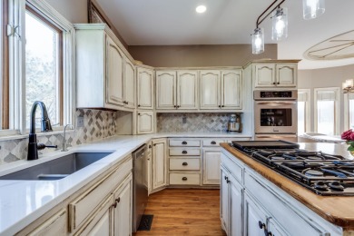 4210 N Spyglass Cir, Wichita, KS 5 Bed 4 Bath 2 Car Garage 3 on Willowbend Golf Club in Kansas - for sale on GolfHomes.com, golf home, golf lot