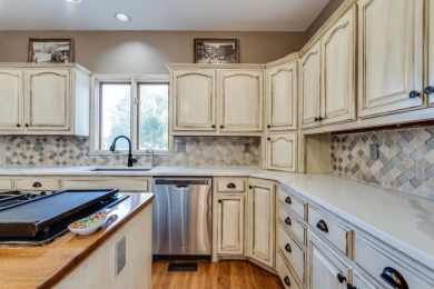 4210 N Spyglass Cir, Wichita, KS 5 Bed 4 Bath 2 Car Garage 3 on Willowbend Golf Club in Kansas - for sale on GolfHomes.com, golf home, golf lot