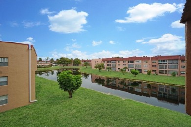 ***SELLER MOTIVATED- BRING US AN OFFER*** ALL ASSESSMENTS PAID on Sunrise Lakes Phase IV Golf Course in Florida - for sale on GolfHomes.com, golf home, golf lot