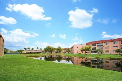 ***SELLER MOTIVATED- BRING US AN OFFER*** ALL ASSESSMENTS PAID on Sunrise Lakes Phase IV Golf Course in Florida - for sale on GolfHomes.com, golf home, golf lot