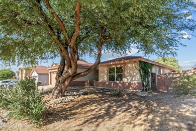 Spacious 3BR+Den / 2BA home in the popular golf course community on Del Lago Golf Club in Arizona - for sale on GolfHomes.com, golf home, golf lot