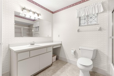 Welcome home to this immaculately maintained and sparkling clean on The Links of Spruce Creek in Florida - for sale on GolfHomes.com, golf home, golf lot