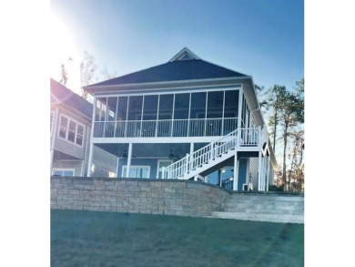 Its *Lake Time* and the living is easy on Lake Greenwood in the on The Links At Stoney Point in South Carolina - for sale on GolfHomes.com, golf home, golf lot