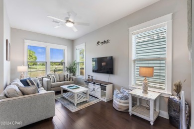 Bring your family and friends to this beautiful vacation rental! on Signal Hill Golf Course, Inc. in Florida - for sale on GolfHomes.com, golf home, golf lot