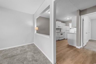 Beautifully renovated 1-bedroom, 1-bath unit in the Courtyard! on Arrowhead Country Club in South Carolina - for sale on GolfHomes.com, golf home, golf lot