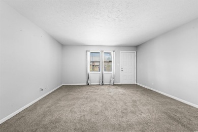 Beautifully renovated 1-bedroom, 1-bath unit in the Courtyard! on Arrowhead Country Club in South Carolina - for sale on GolfHomes.com, golf home, golf lot