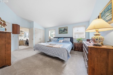 HIGHLY DESIRABLE, easy living at Fairway Village 55+ community! on Fairway Village Golf and Country Club in Washington - for sale on GolfHomes.com, golf home, golf lot