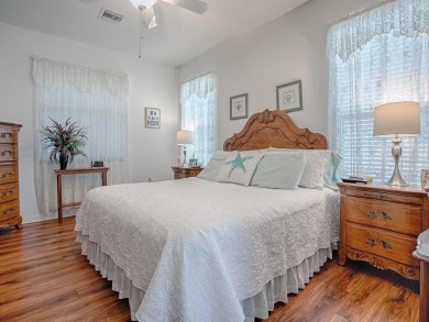 EXPECTED THE UNEXPECTED! 3/2 HOME PLUS OVERSIZED BONUS ROOM on Pennbrooke Fairways in Florida - for sale on GolfHomes.com, golf home, golf lot