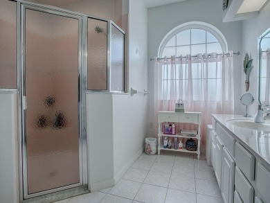EXPECTED THE UNEXPECTED! 3/2 HOME PLUS OVERSIZED BONUS ROOM on Pennbrooke Fairways in Florida - for sale on GolfHomes.com, golf home, golf lot