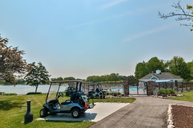 Beautiful 3 bed, 2 bath home in desired Westlake Village! This on Westlake Village in Illinois - for sale on GolfHomes.com, golf home, golf lot