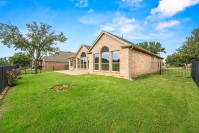 Welcome to this stunning 3-bedroom, 2-bathroom home backing up on Oakmont Country Club in Texas - for sale on GolfHomes.com, golf home, golf lot