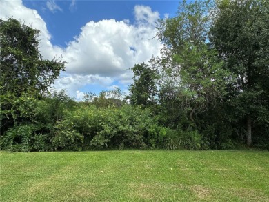 This meticulously maintained 2BR,2b Turnkey home is ready for on Plantation Golf Club in Florida - for sale on GolfHomes.com, golf home, golf lot