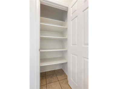 One-owner, custom built gem tucked on a quiet cul-de-sac! This on Bella Vista - Metfield Golf Complex and Country Club in Arkansas - for sale on GolfHomes.com, golf home, golf lot