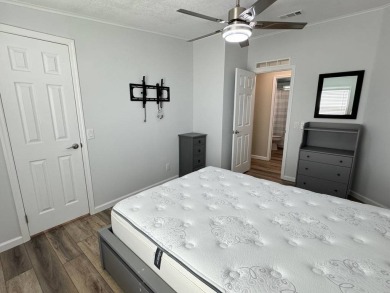 Beautifully Remodeled Home in a Resort-Style - ALL AGE on Silver Dollar Golf and Trap Club in Florida - for sale on GolfHomes.com, golf home, golf lot