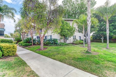 CASA BLANCA- This is a lovely remodeled/ updated home on Aliso Viejo Country Club in California - for sale on GolfHomes.com, golf home, golf lot