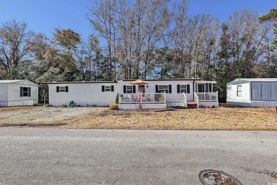 Welcome to your new oasis in the Foxfire community of North on Beachwood Golf Club in South Carolina - for sale on GolfHomes.com, golf home, golf lot