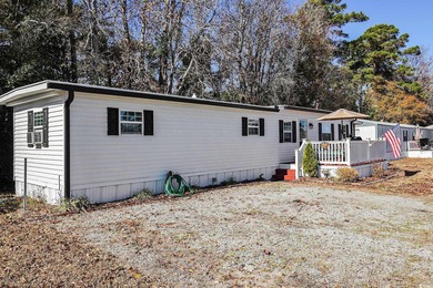 Welcome to your new oasis in the Foxfire community of North on Beachwood Golf Club in South Carolina - for sale on GolfHomes.com, golf home, golf lot