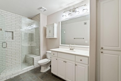 Fantastic Scottsdale Location! This recently updated 1-bedroom on Scottsdale Silverado Golf Club in Arizona - for sale on GolfHomes.com, golf home, golf lot