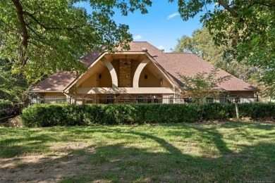 Beautiful 4-bed, 2 full & 2 half-bath home in a desirable gated on  in Oklahoma - for sale on GolfHomes.com, golf home, golf lot