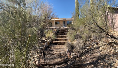 A lovely, well-cared for home located in the desirable Tucson on Tucson Estates Golf Course in Arizona - for sale on GolfHomes.com, golf home, golf lot