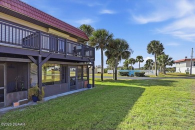 Looking for laid-back beach living? Don't miss this tastefully on Ocean Palm Golf Course in Florida - for sale on GolfHomes.com, golf home, golf lot