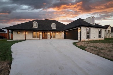 Welcome to masterpiece in serene Hideaway community. Currently on Hide-A-Way Lake Golf Course in Texas - for sale on GolfHomes.com, golf home, golf lot