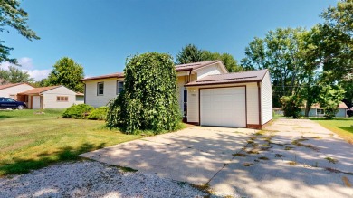 Welcome to your dream home located on the desirable south end of on Holstein Country Club in Iowa - for sale on GolfHomes.com, golf home, golf lot