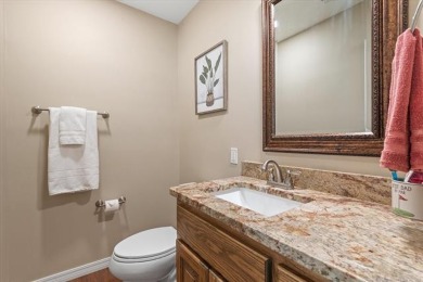 Beautifully remodeled in 2019! Newer carpet, tile, laminate wood on Hillcrest Country Club in Oklahoma - for sale on GolfHomes.com, golf home, golf lot