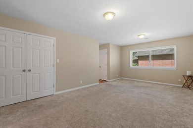 Beautifully remodeled in 2019! Newer carpet, tile, laminate wood on Hillcrest Country Club in Oklahoma - for sale on GolfHomes.com, golf home, golf lot