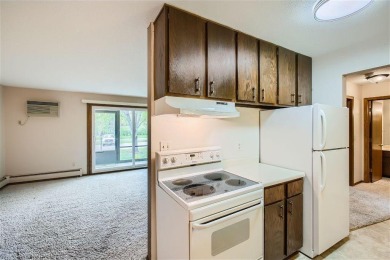 What an opportunity! Own this fantastic condo for less than rent on Southview Country Club in Minnesota - for sale on GolfHomes.com, golf home, golf lot
