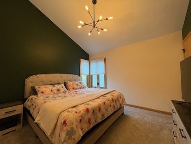 Get ready for the WOW factor! Gorgeous upper floor townhome on Fox Run Golf Links in Illinois - for sale on GolfHomes.com, golf home, golf lot