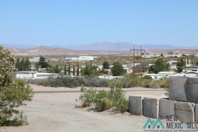 3-bedroom, 2-bath manufactured home on a large 0.67-acre lot in on Sierra Del Rio Golf Club in New Mexico - for sale on GolfHomes.com, golf home, golf lot