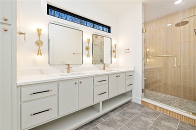 Welcome to a brand new, striking contemporary home! Thoughtfully on Branchwood Golf Course in Arkansas - for sale on GolfHomes.com, golf home, golf lot