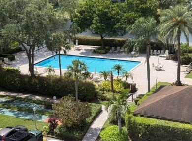 Wonderful unit in exceptional well maintained building. Roof on Palm-Aire Country Club and Resort - Palms in Florida - for sale on GolfHomes.com, golf home, golf lot