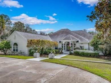1-story all 4-sides brick pool home with beautiful views of the on The Golf Club At Summerbrooke in Florida - for sale on GolfHomes.com, golf home, golf lot