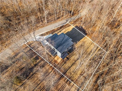 Welcome to a brand new, striking contemporary home! Thoughtfully on Branchwood Golf Course in Arkansas - for sale on GolfHomes.com, golf home, golf lot