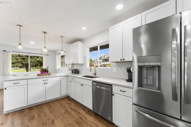 Beautifully Remodeled 2BR/2BA Home with Golf Course Views in 55+ on King City Golf Course in Oregon - for sale on GolfHomes.com, golf home, golf lot