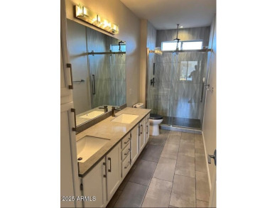 Enjoy resort style living in this beautiful 2 bed 2 bath condo on Kierland Golf Club in Arizona - for sale on GolfHomes.com, golf home, golf lot