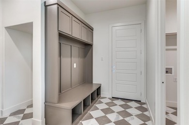 Stunning New Build in Thomas Crossing, home of Southern Oaks on Southern Oaks Golf Club in Texas - for sale on GolfHomes.com, golf home, golf lot