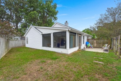 Motivated seller. Seller is offering $3K towards UPGRADES. This on Shadowmoss Plantation Golf Club in South Carolina - for sale on GolfHomes.com, golf home, golf lot