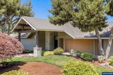 Stunning golf course  mountain views from this fully updated on Illahe Hills Country Club in Oregon - for sale on GolfHomes.com, golf home, golf lot