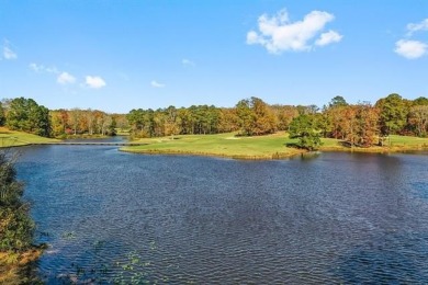 PACK YOUR BAGS, Welcome to an awesome lakefront cottage on Lake on The Golden Eagle Golf Course in Virginia - for sale on GolfHomes.com, golf home, golf lot