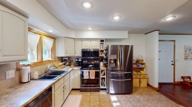 This charming 3 bedroom home ranch style home offer comfort on Holstein Country Club in Iowa - for sale on GolfHomes.com, golf home, golf lot