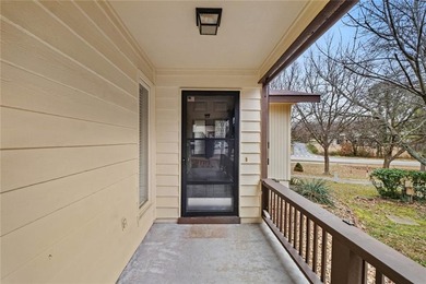 Welcome to 30 Melinda Lane! This beautifully updated and on Bella Vista - Metfield Golf Complex and Country Club in Arkansas - for sale on GolfHomes.com, golf home, golf lot