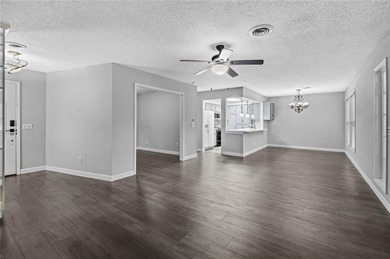 Welcome to 30 Melinda Lane! This beautifully updated and on Bella Vista - Metfield Golf Complex and Country Club in Arkansas - for sale on GolfHomes.com, golf home, golf lot