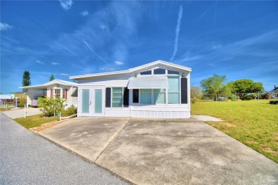 Welcome to West View Ridge Unit H54 in Haines City. This 55+ on Southern Dunes Golf and Country Club in Florida - for sale on GolfHomes.com, golf home, golf lot