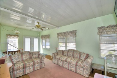 Welcome to West View Ridge Unit H54 in Haines City. This 55+ on Southern Dunes Golf and Country Club in Florida - for sale on GolfHomes.com, golf home, golf lot